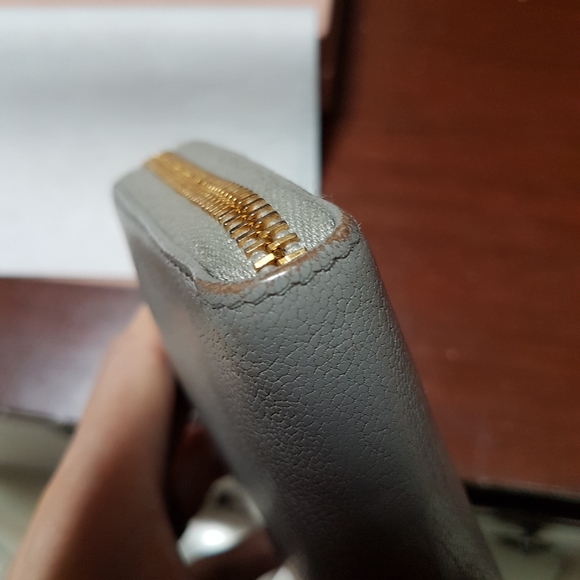 Miu miu wallet grey - Picture 7 of 8